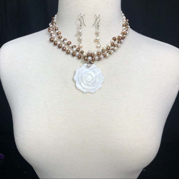 Fresh Water Pearl Carved Rose Necklace Earring Set - Picture 2 of 3